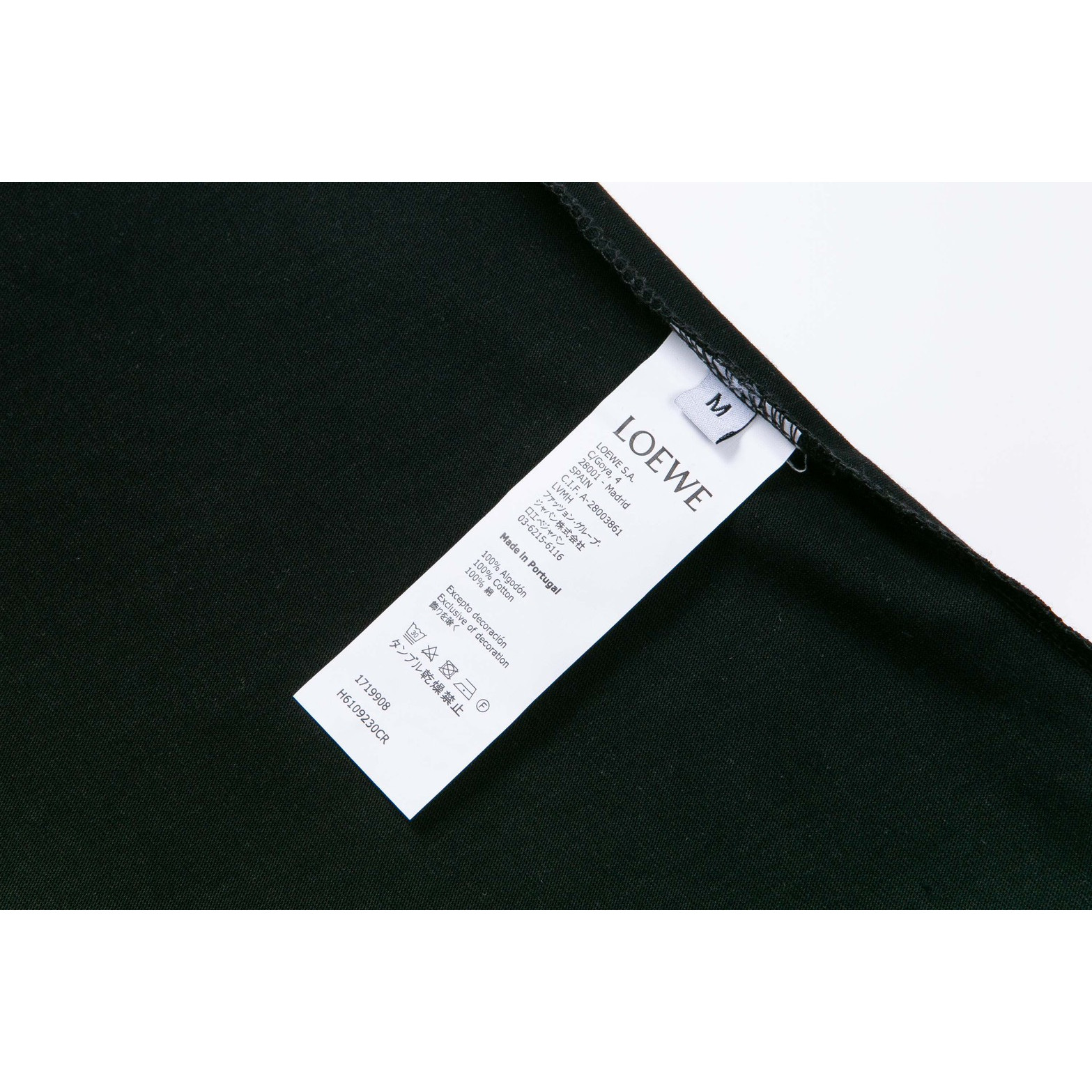 <p>LOEWE &nbsp;logo绣花短袖T恤(黑)</p>
