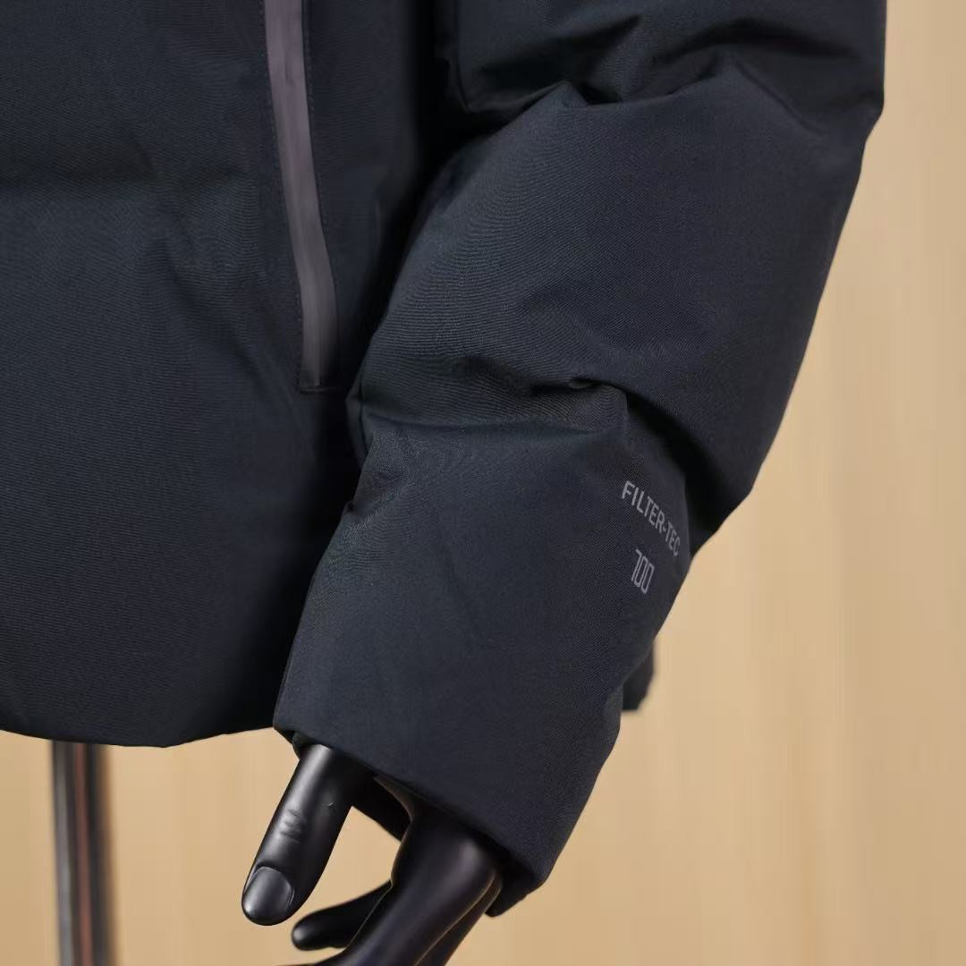 <p>KAILAS 达古冬季户外抗寒加厚登山防风服(黑)</p>