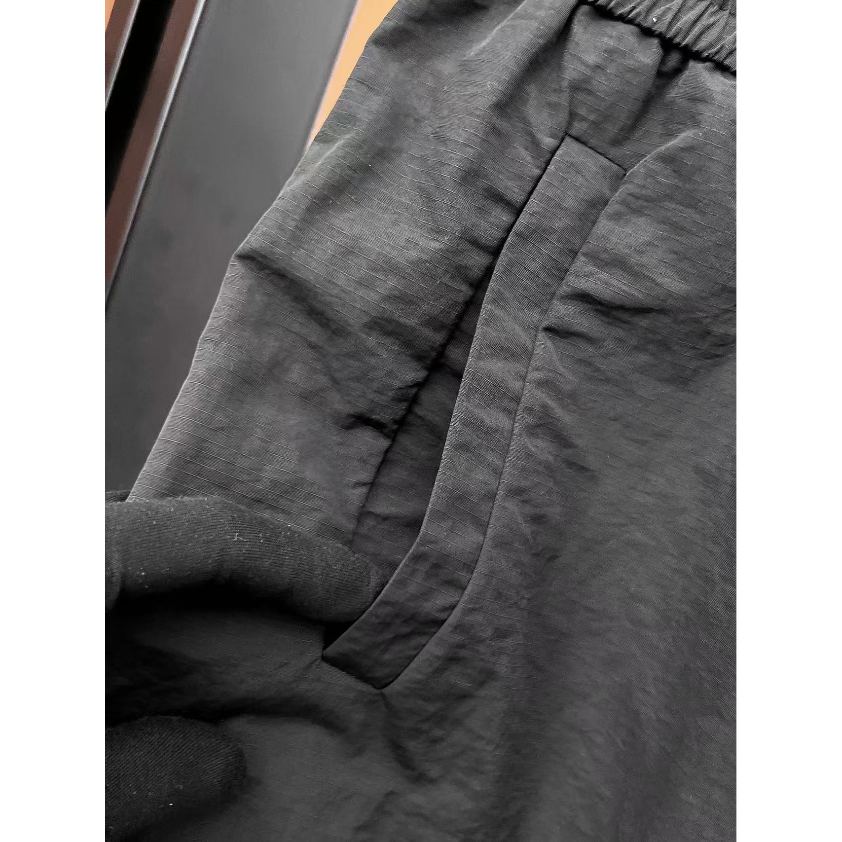 <p>BURBERRY 专柜新款休闲短裤(黑)</p>