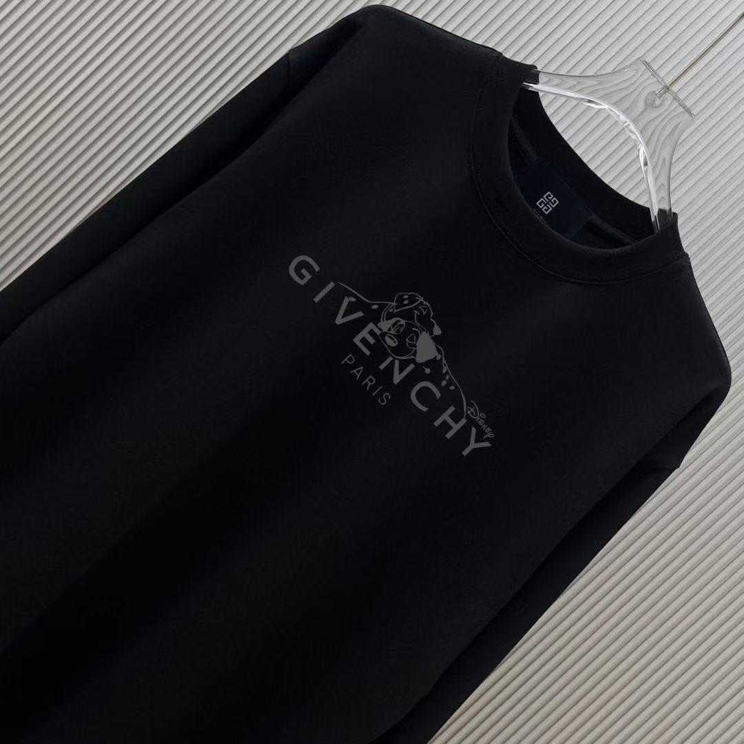 <p>GIVENCHY 长袖卫衣T恤(黑)</p>