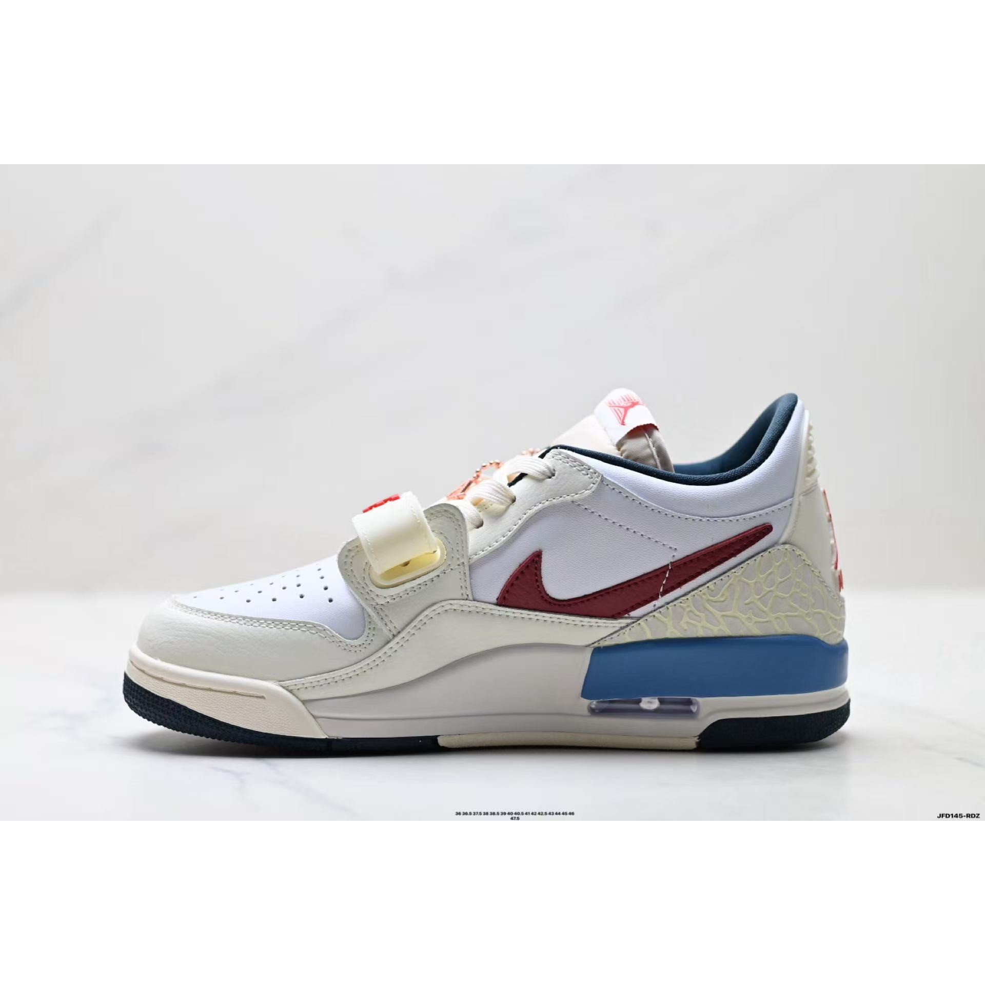 <p>Nike Air Jordan Legacy AJ312 运动篮球鞋</p>