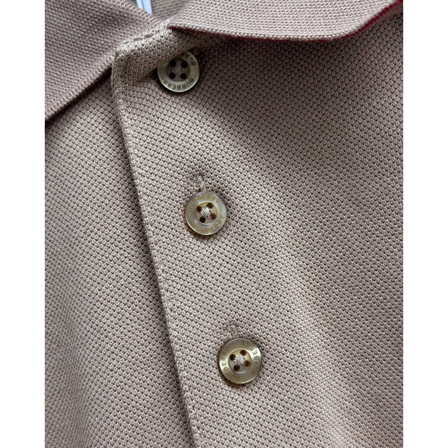 <p>BURBERRY 短袖翻领polo衫(杏)</p>
