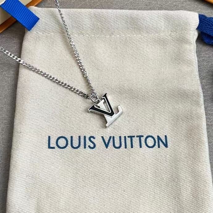 <p>LV 项链</p>