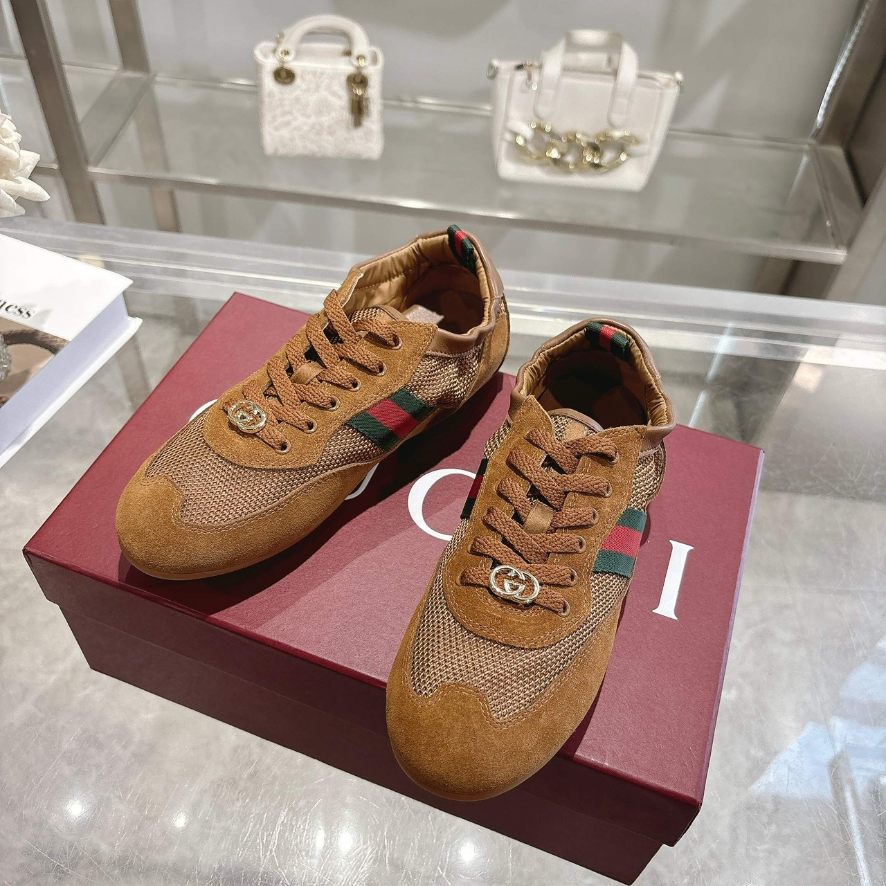 <p>GUCCI 橡筋鞋(棕)</p>
