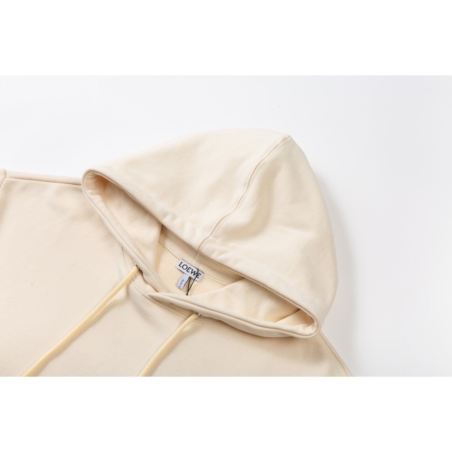 <p>Loewe 火焰绣花logo皮口袋连帽卫衣(杏)</p>