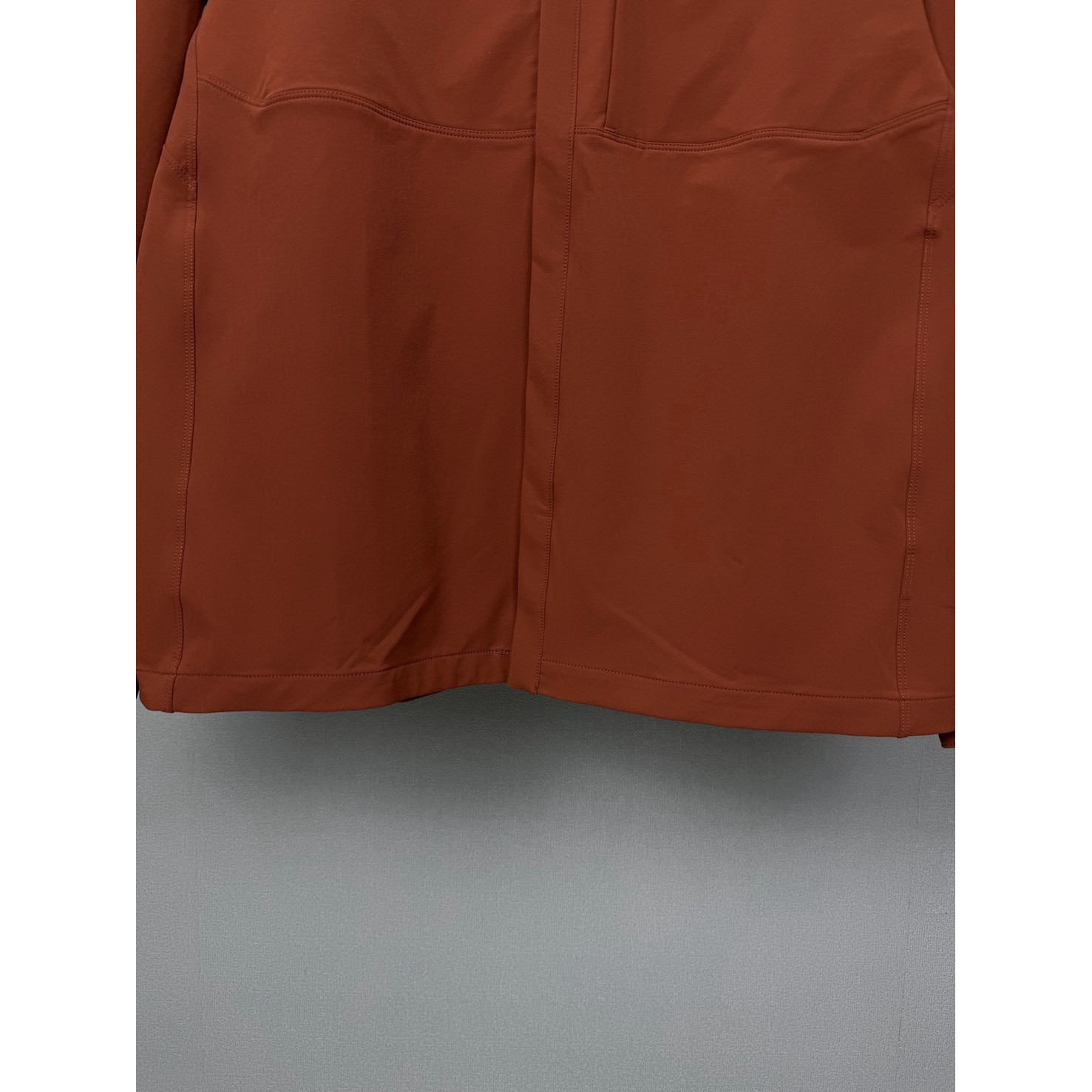 <p>Arc'teryx 情侣款翻领夹克外套(橙色)</p>