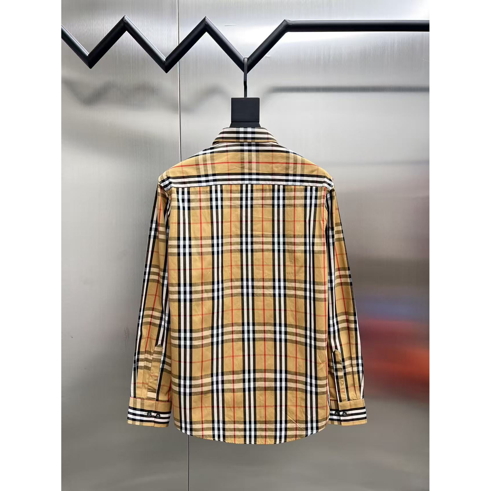 <p>Burberry 长袖衬衫(783235)</p>