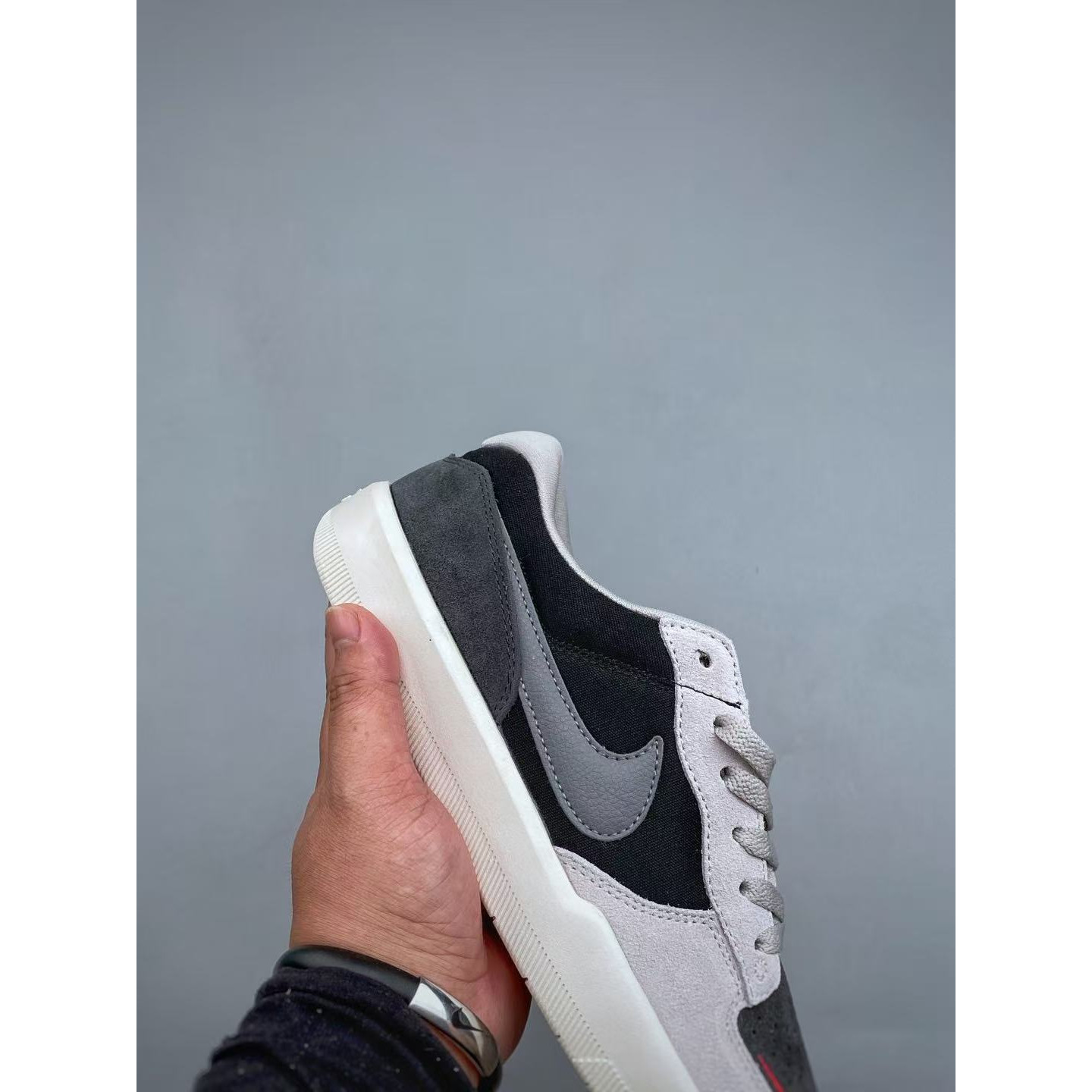 <p>NIKE SB FORCE 58 PRML 简版复古滑板鞋&nbsp;</p>