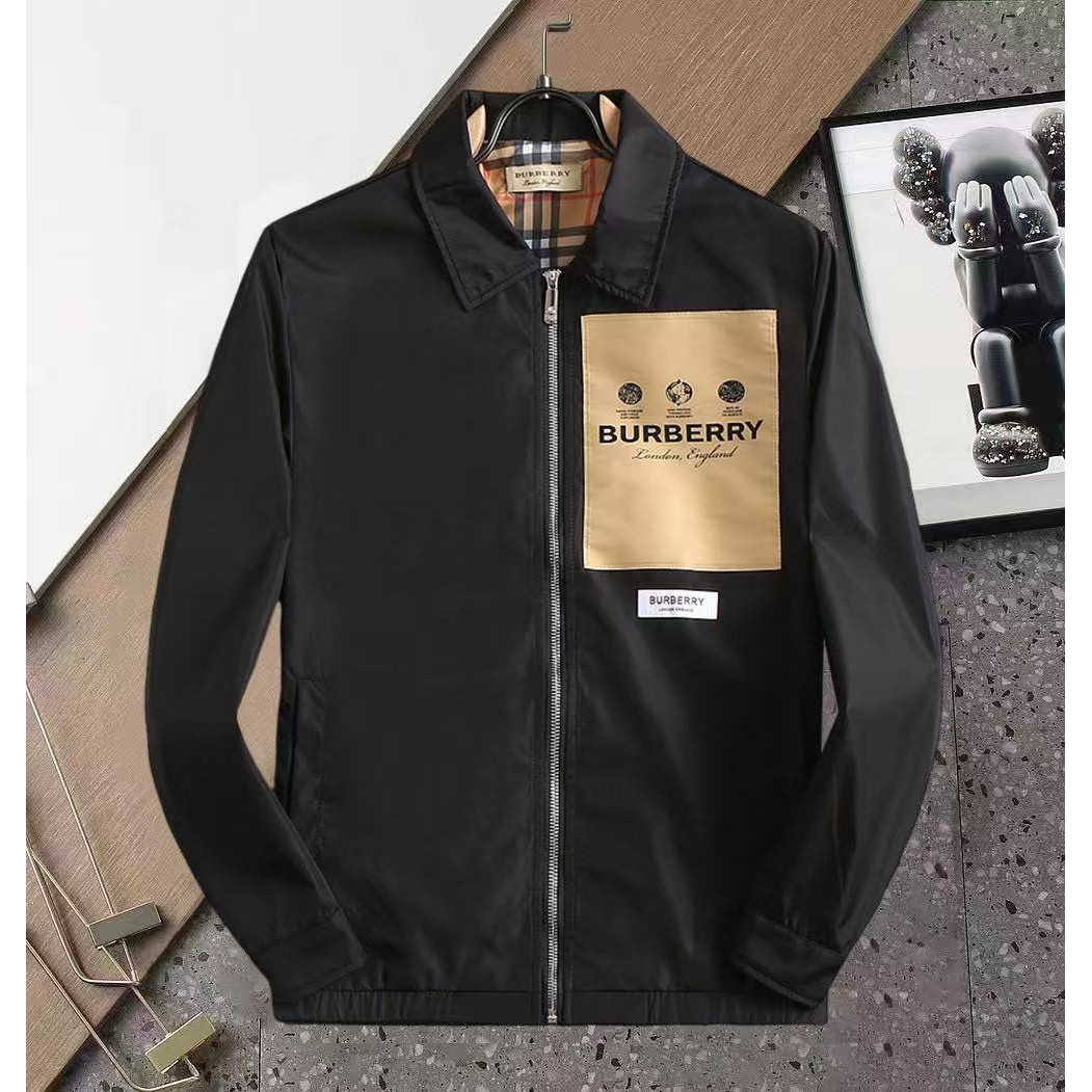 <p>BURBERRY&nbsp;男士夹克外套(黑)</p>