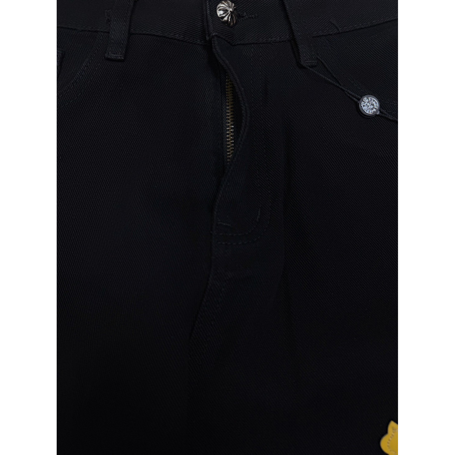 <p>CHROME HEARTS 黃十字架牛仔裤</p>