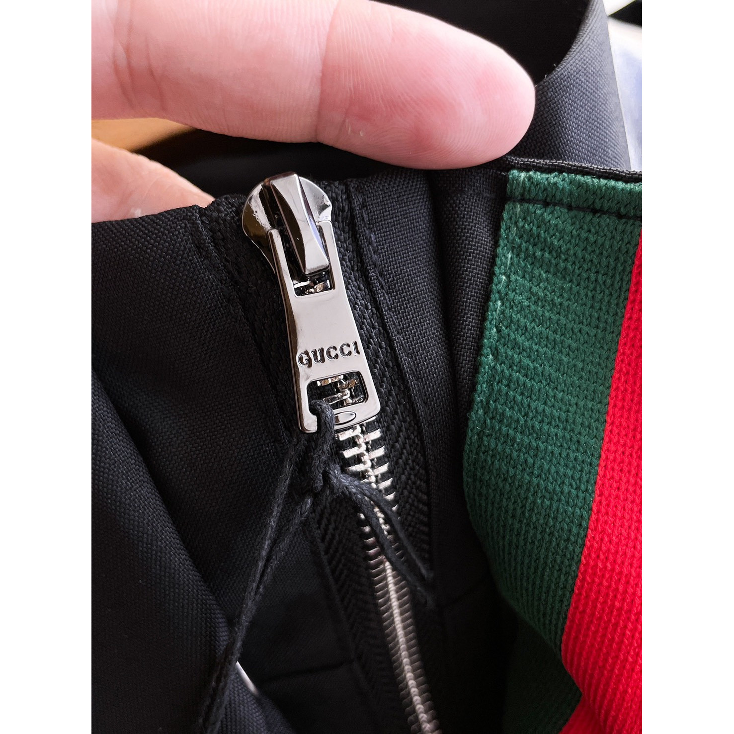 <p>GUCCI 男士夹克外套(黑)</p>