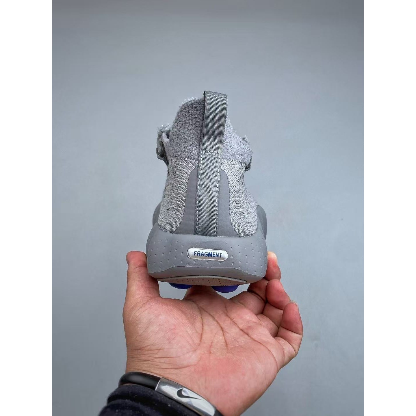 <p>Nike x Fragment Mind 002 足底按摩鞋(灰)</p>