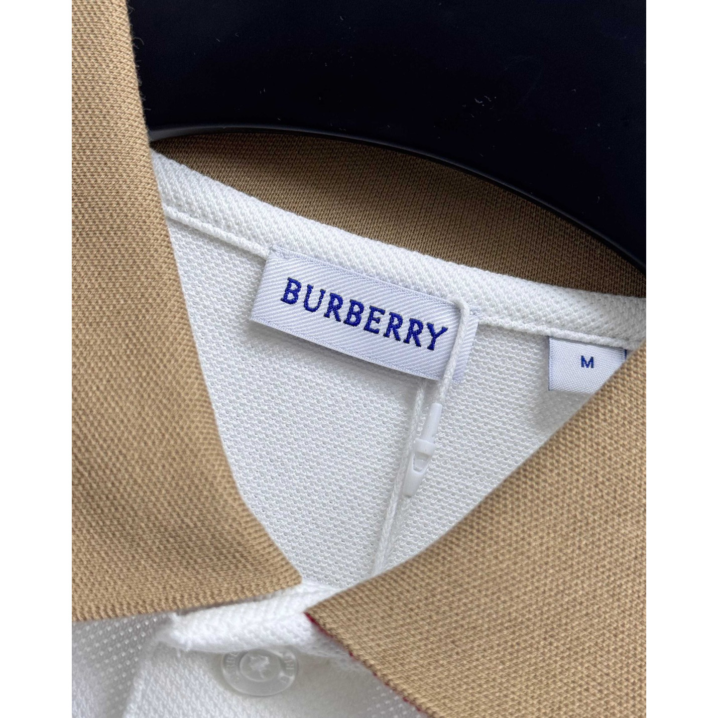 <p>BURBERRY 短袖翻领polo衫(白)</p>