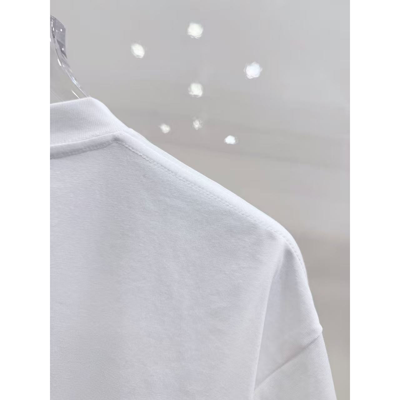 <p>&nbsp;GUCCI logo字母印花短袖T恤(白)&nbsp;</p>