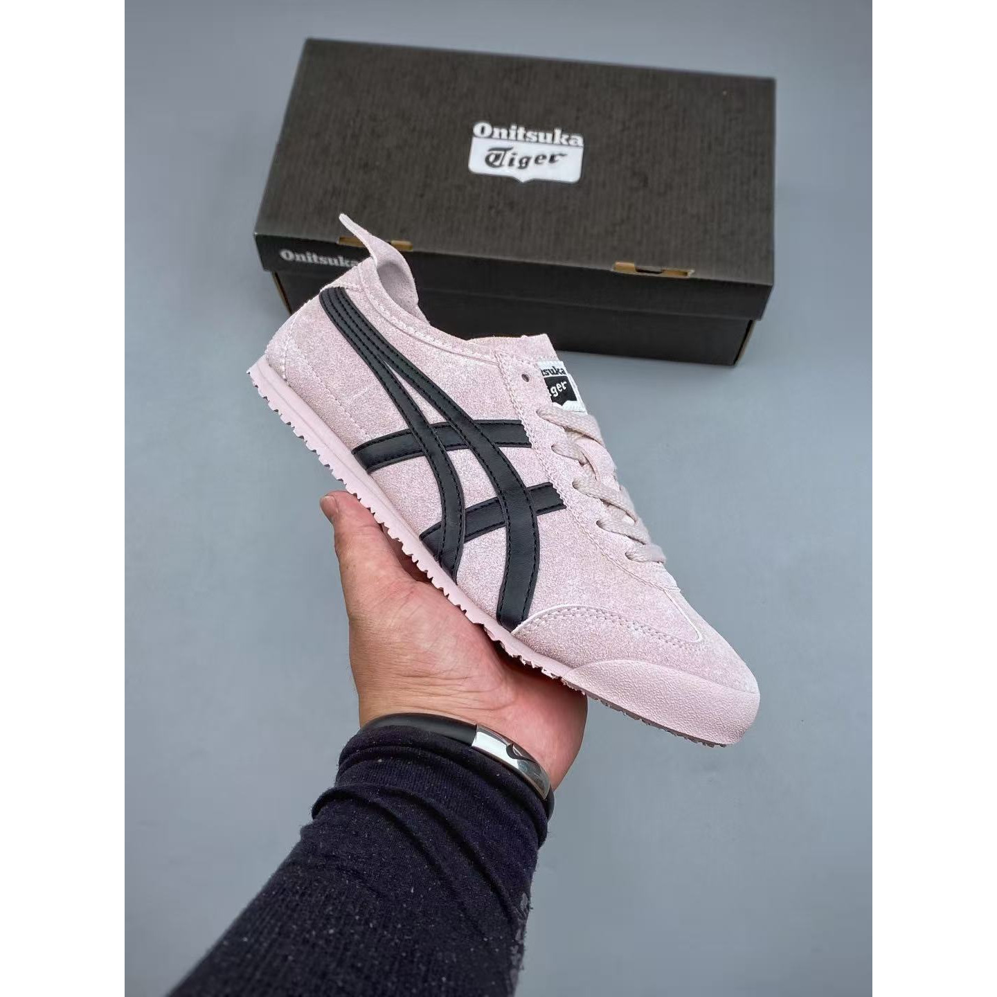 <p>ASICS 生活休闲鞋(粉)&nbsp;</p>