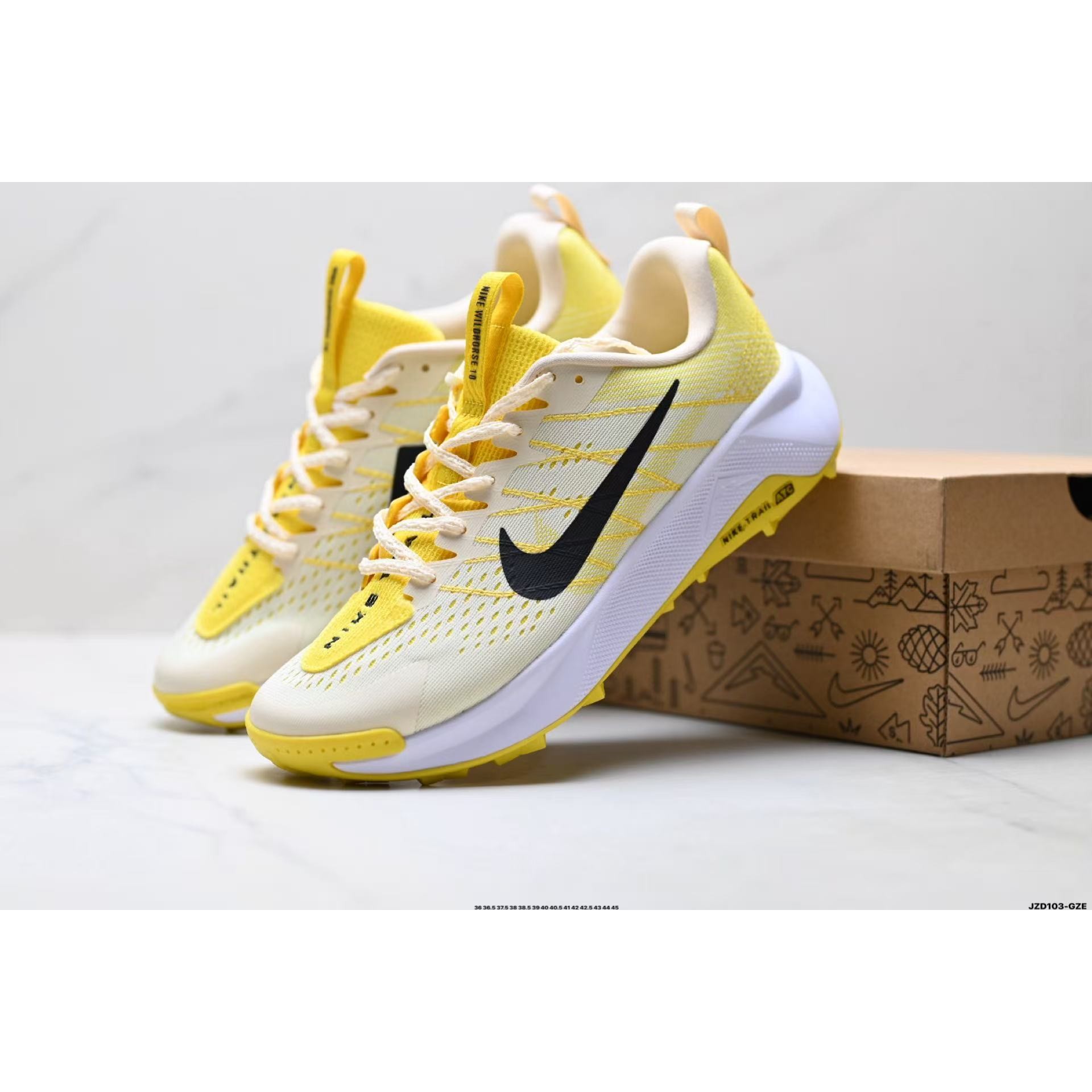 <p>Nike Reactx 越野跑步鞋(黃)</p>