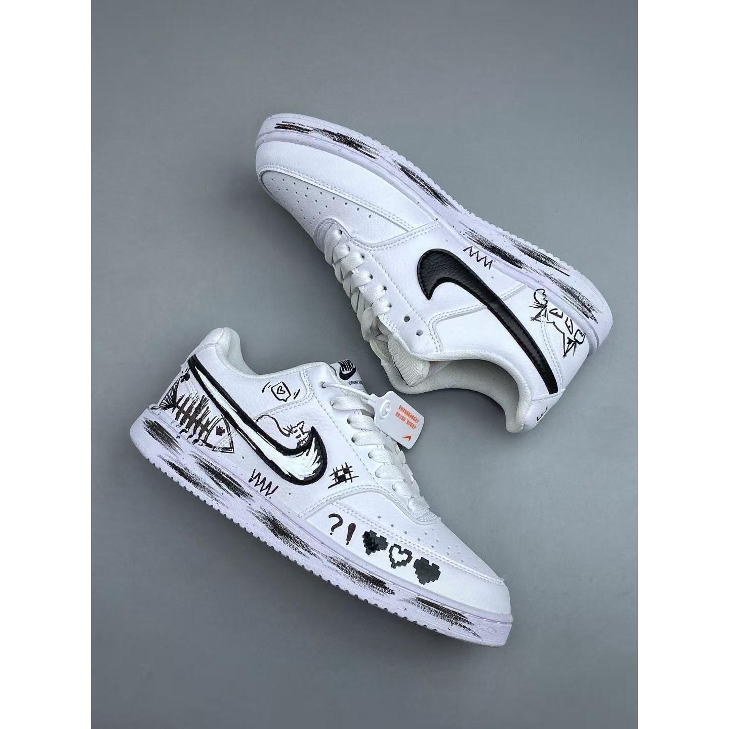 <p>NIKE COURTVISION 手绘泼墨涂鸦定制板鞋 (白)</p>