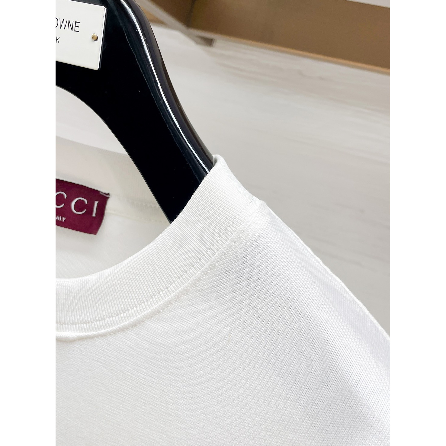 <p>GUCCI 长袖T恤(白)</p>