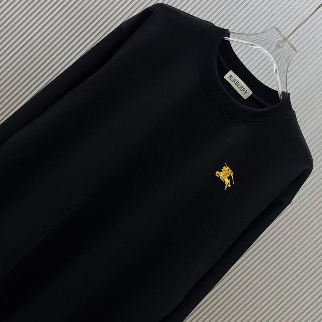 <p>Burberry 长袖卫衣T恤(黑)</p>