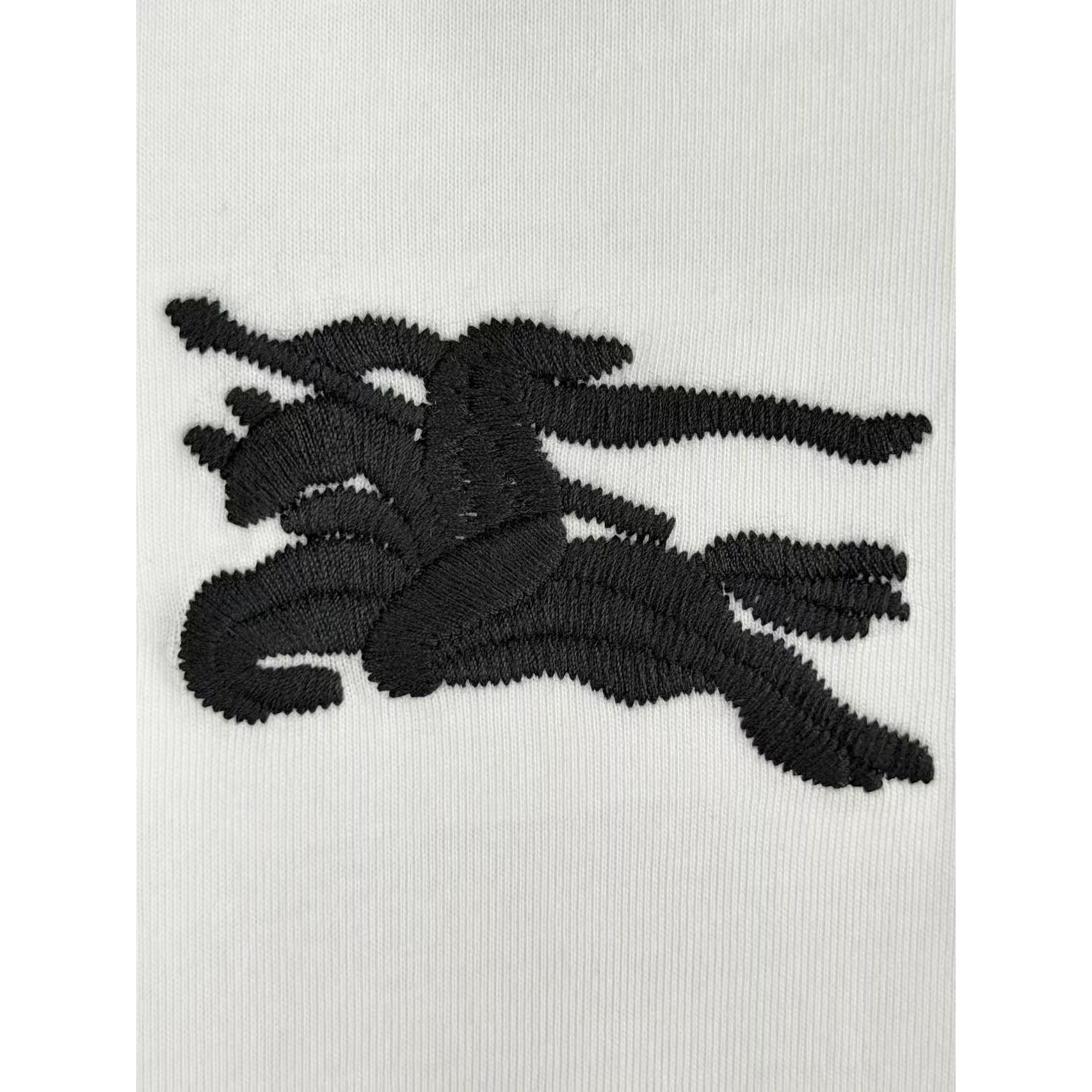 <p>Burberry&nbsp;短袖T恤(白)</p>