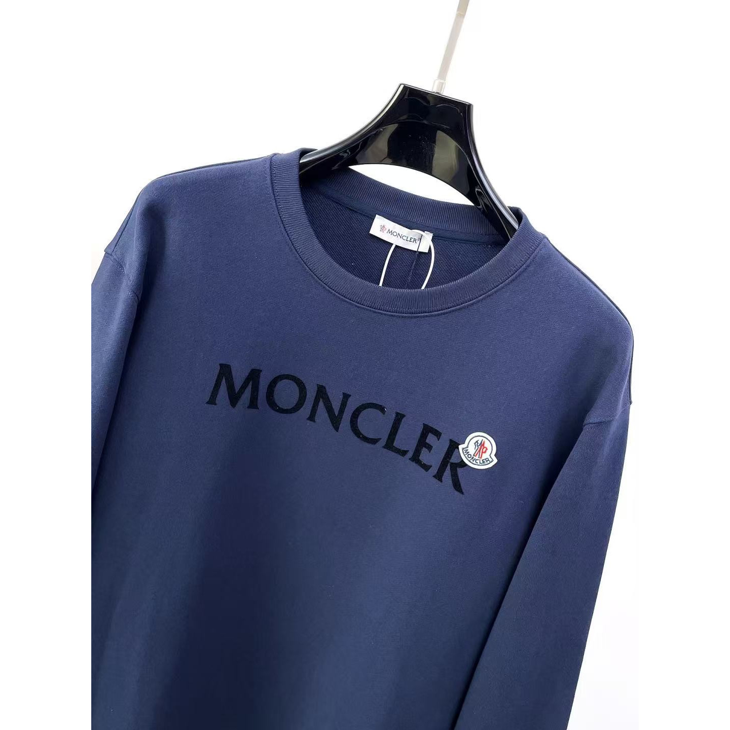 <p>MONCLER 圆领卫衣(藍)</p>