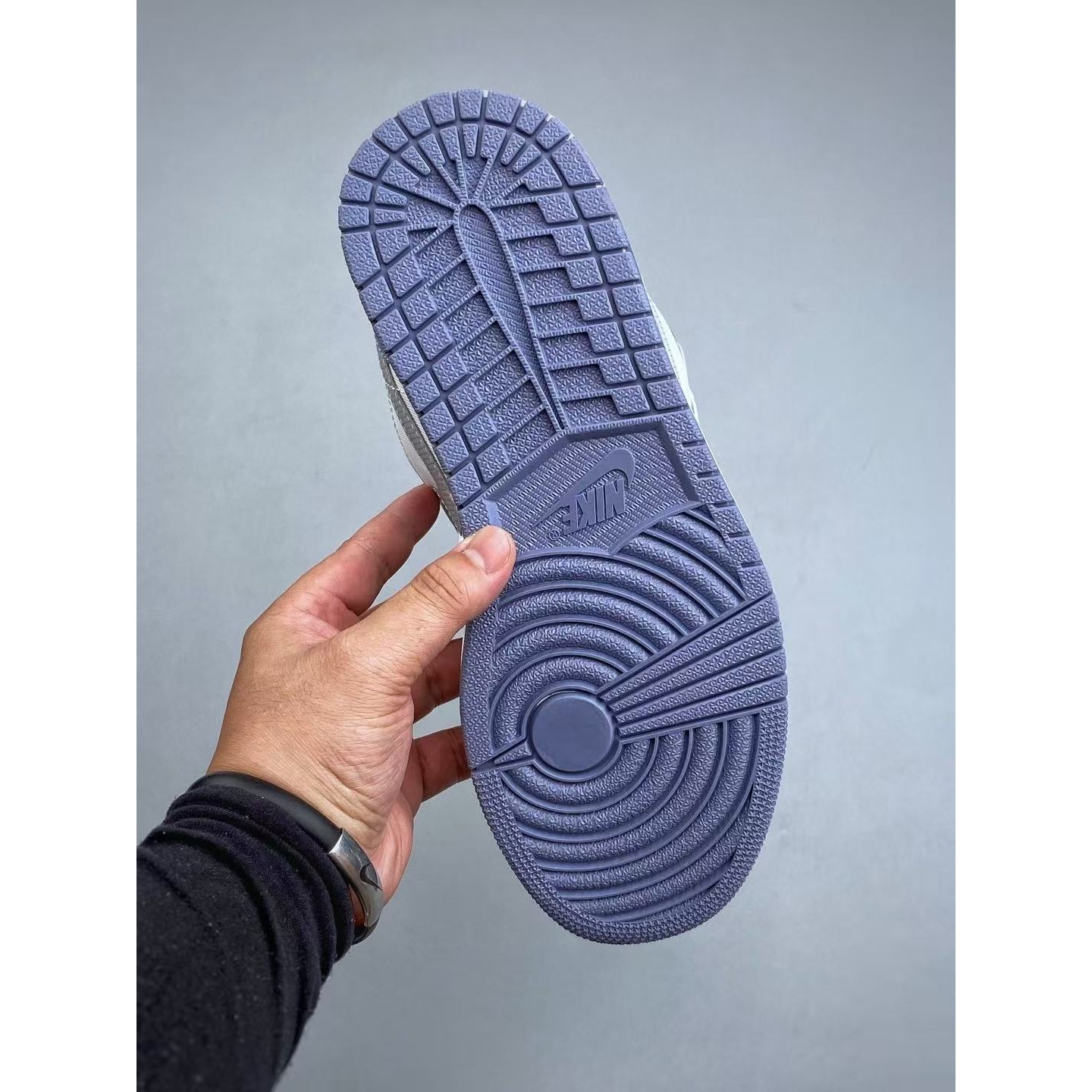 <p>NIke Air Jordan 1 Low (白灰蓝)</p>