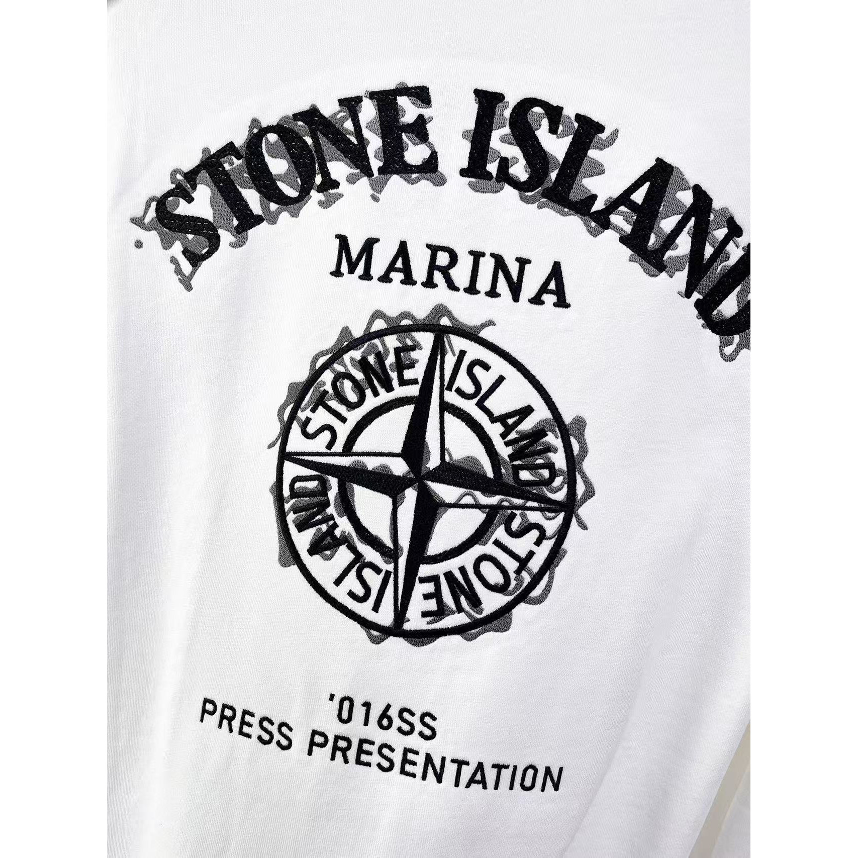 <p>Stone Island 圓領長袖T恤(白)</p>