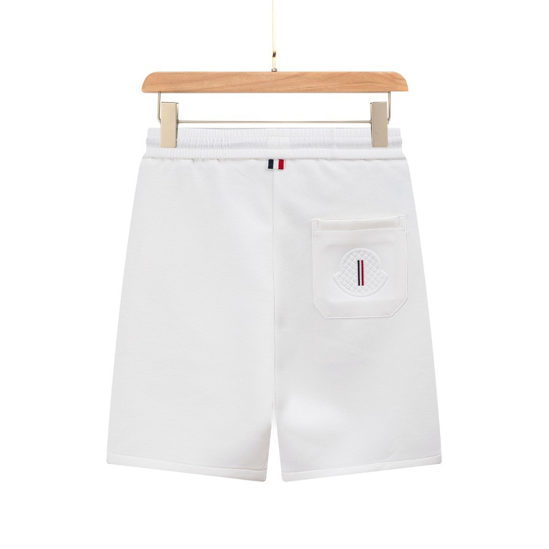 <p>Thom Browne 休闲短裤(白)</p>