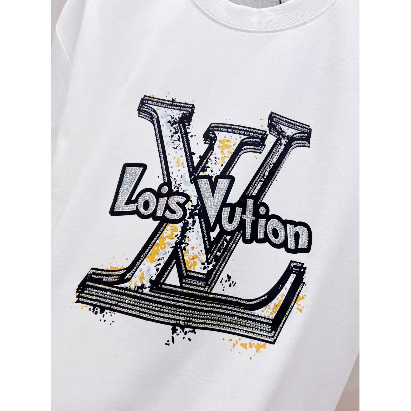 <p>LV 短袖圆领T恤(白)</p>