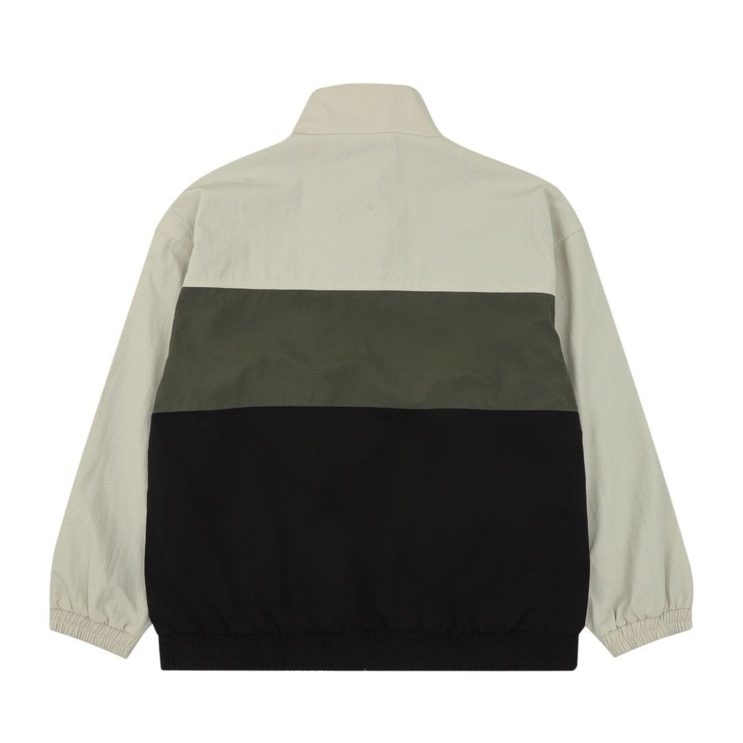 <p>Balenciaga 三拼色双环印花立领外套</p>