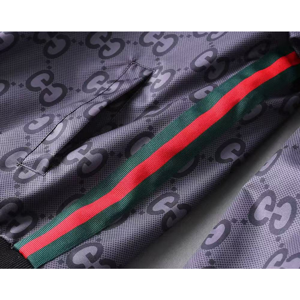 <p>GUCCI 男士夹克外套(深紫)</p>