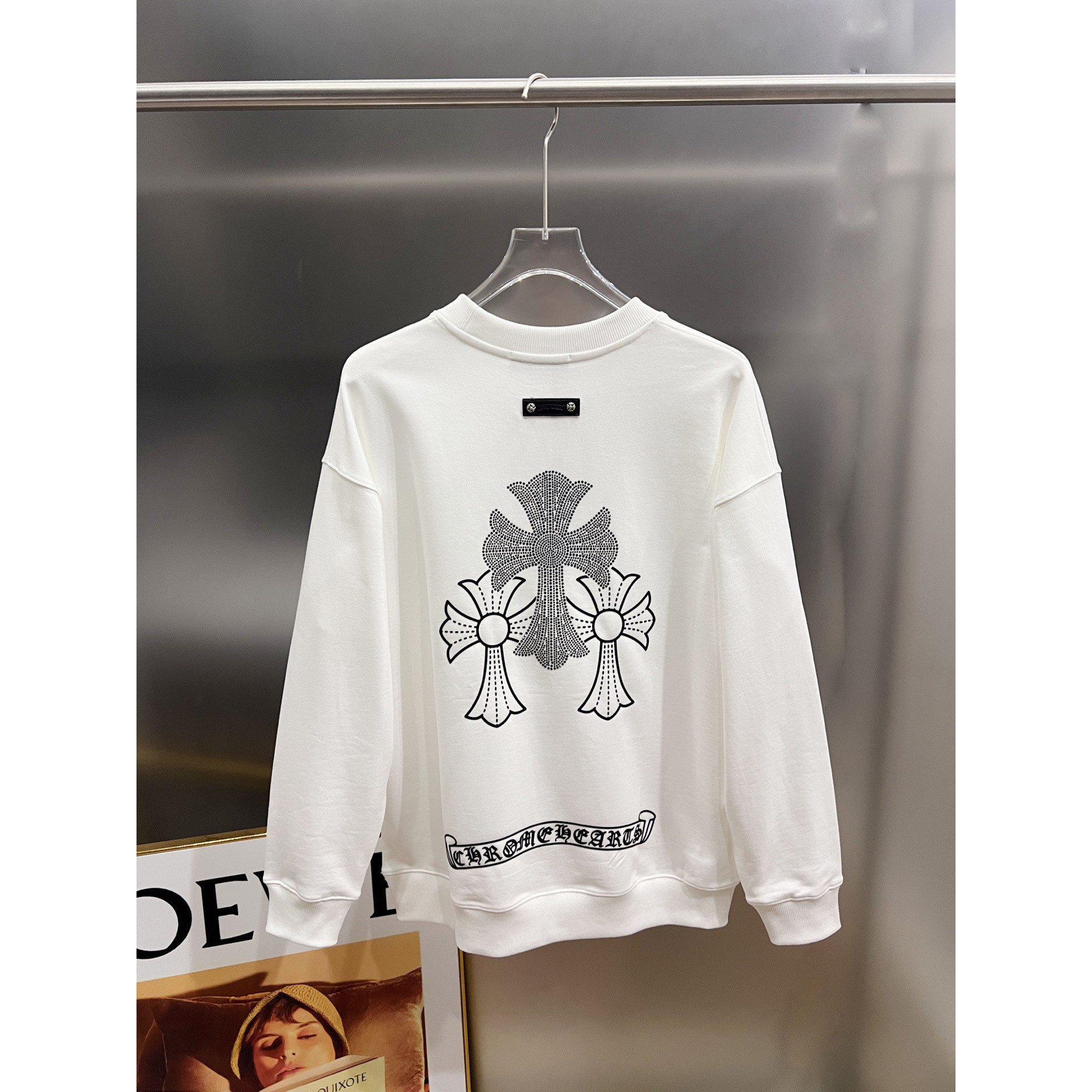 <p>CHROME HEARTS 圆领长袖卫衣(白)</p>