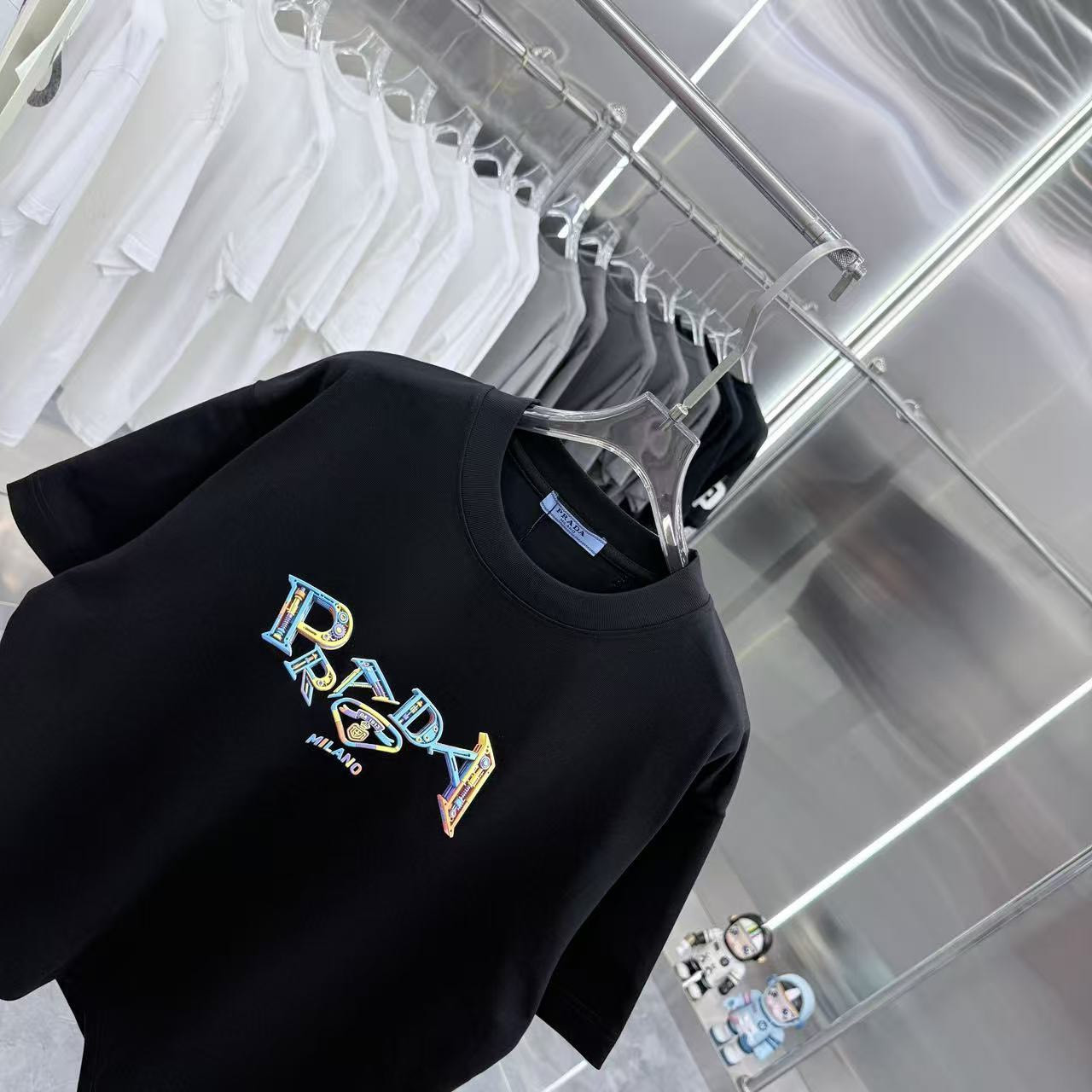 <p>Prada 圓領T恤</p>