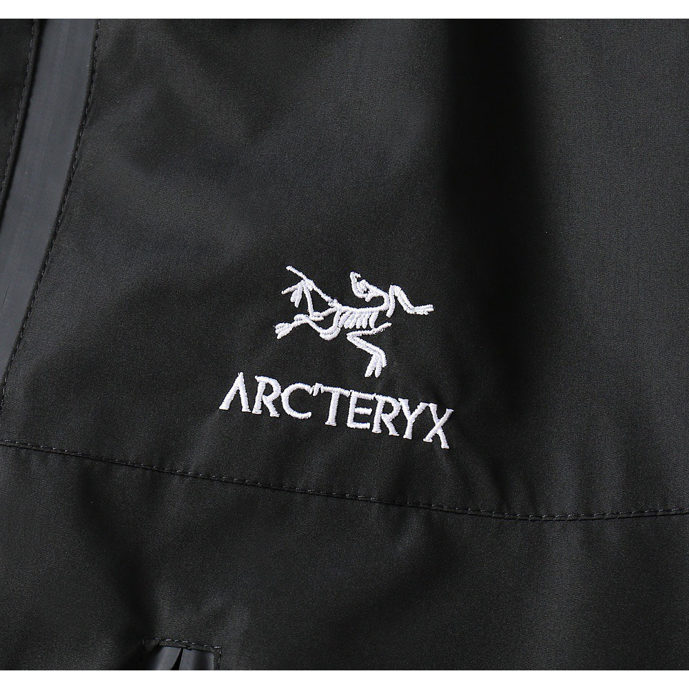 <p>Arc'teryx 新款男士夹克外套</p>