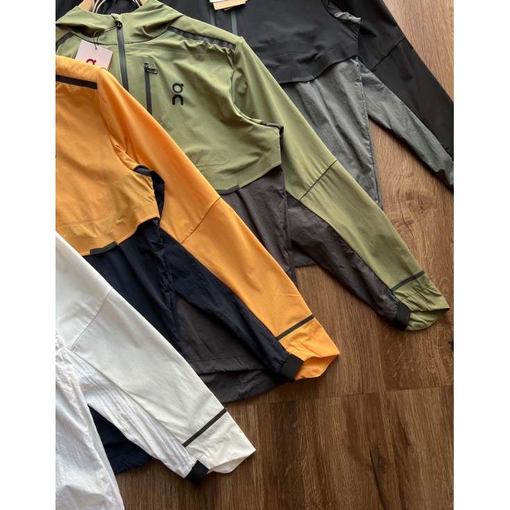 <p>On&nbsp; Weather Jacket 輕量防風防水男款運動連帽夾克&nbsp;</p>