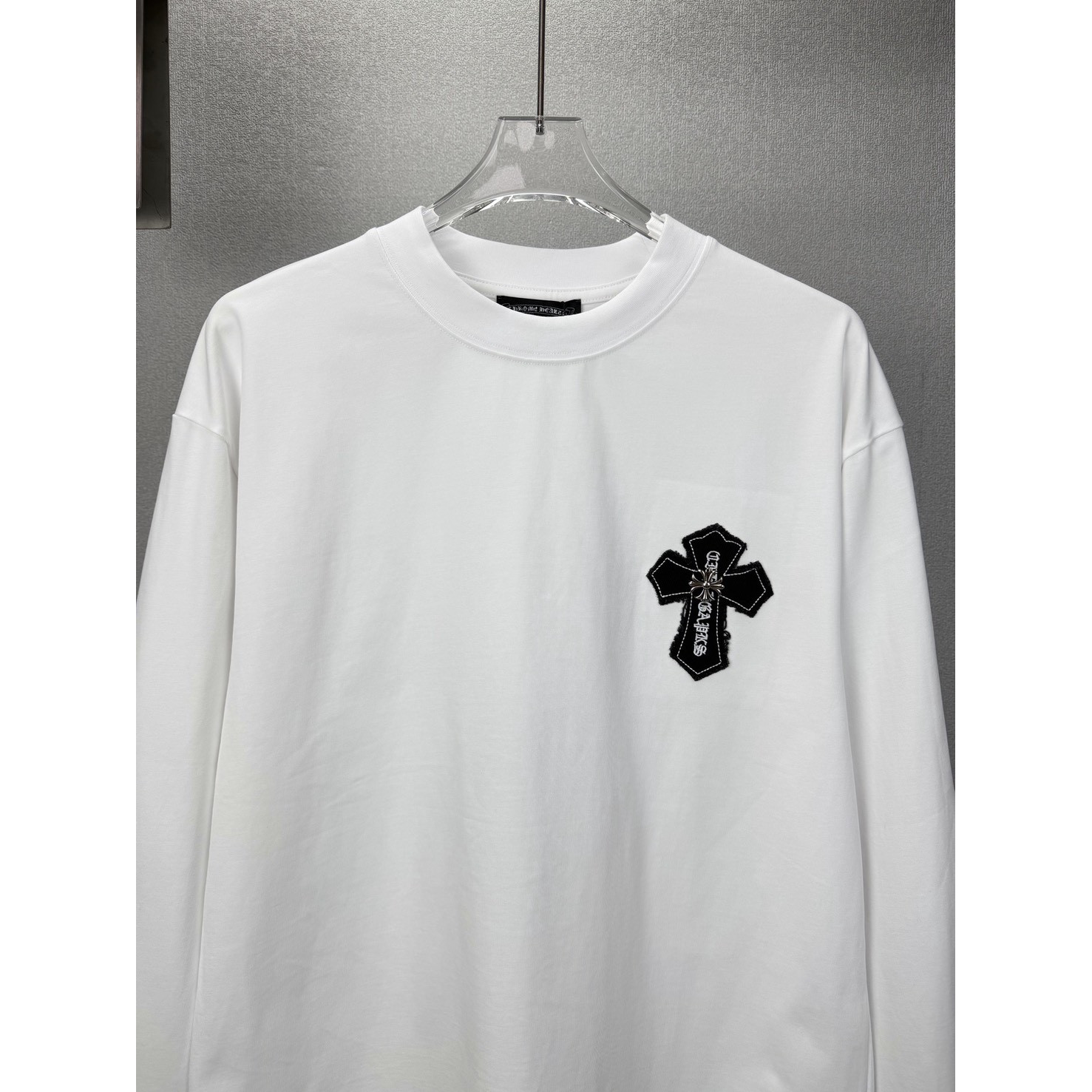 <p>CHROME HEARTS 圆领长袖T恤(白)</p>