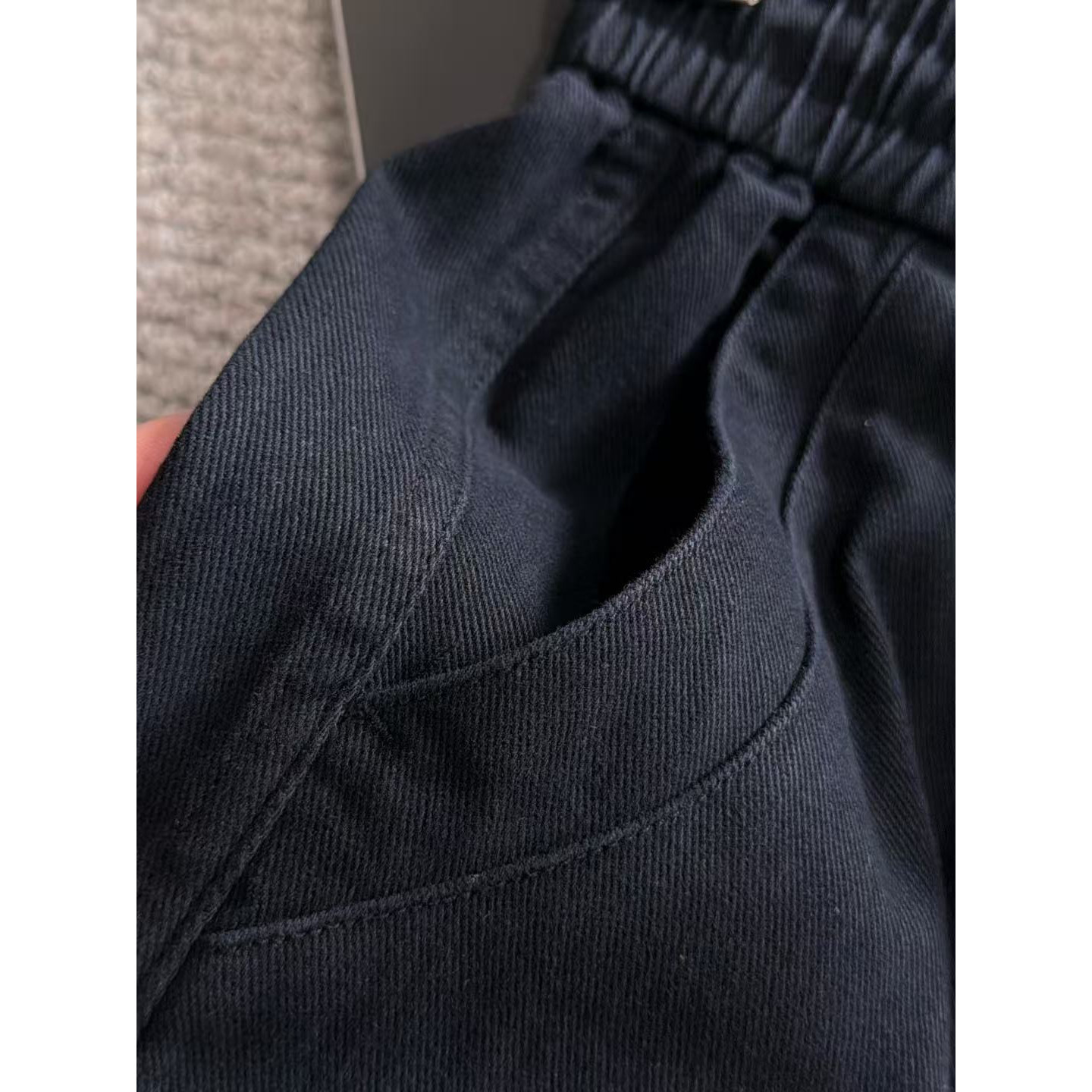 <p>MONCLER 夏季新款松紧带休闲裤(786889)</p>
