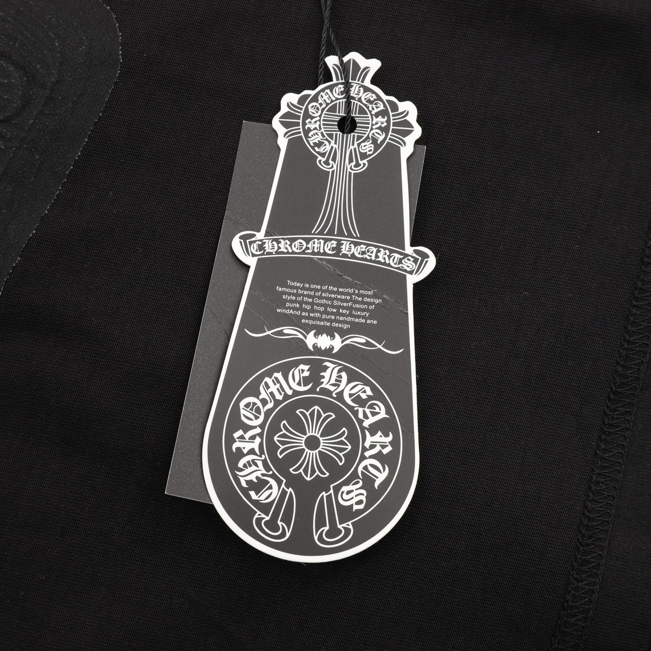 <p>Chrome Hearts 梵文十字架印花短袖(黑)</p>