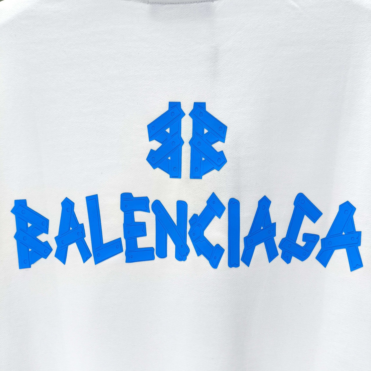 <p>Balenciaga 圆领长袖卫衣(白)</p>