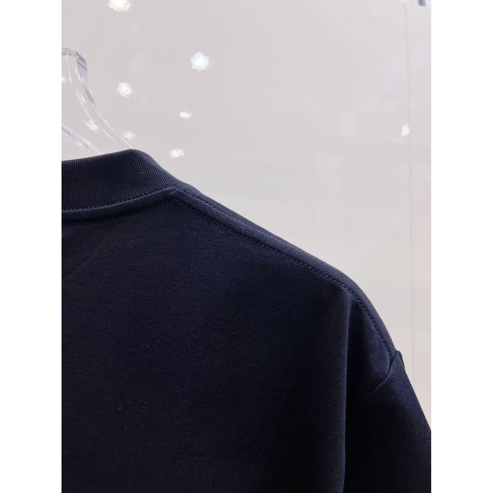 <p>DIOR 短袖圆领T恤(黑)</p>