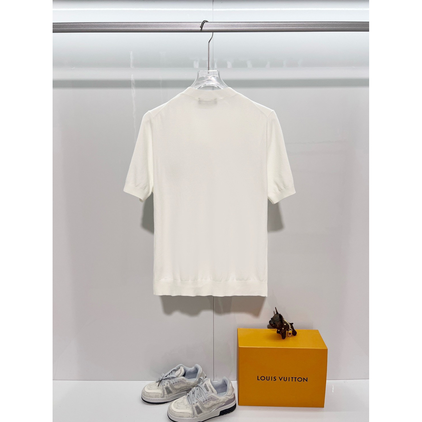 <p>MONCLER 针织衫圆领(白)</p>