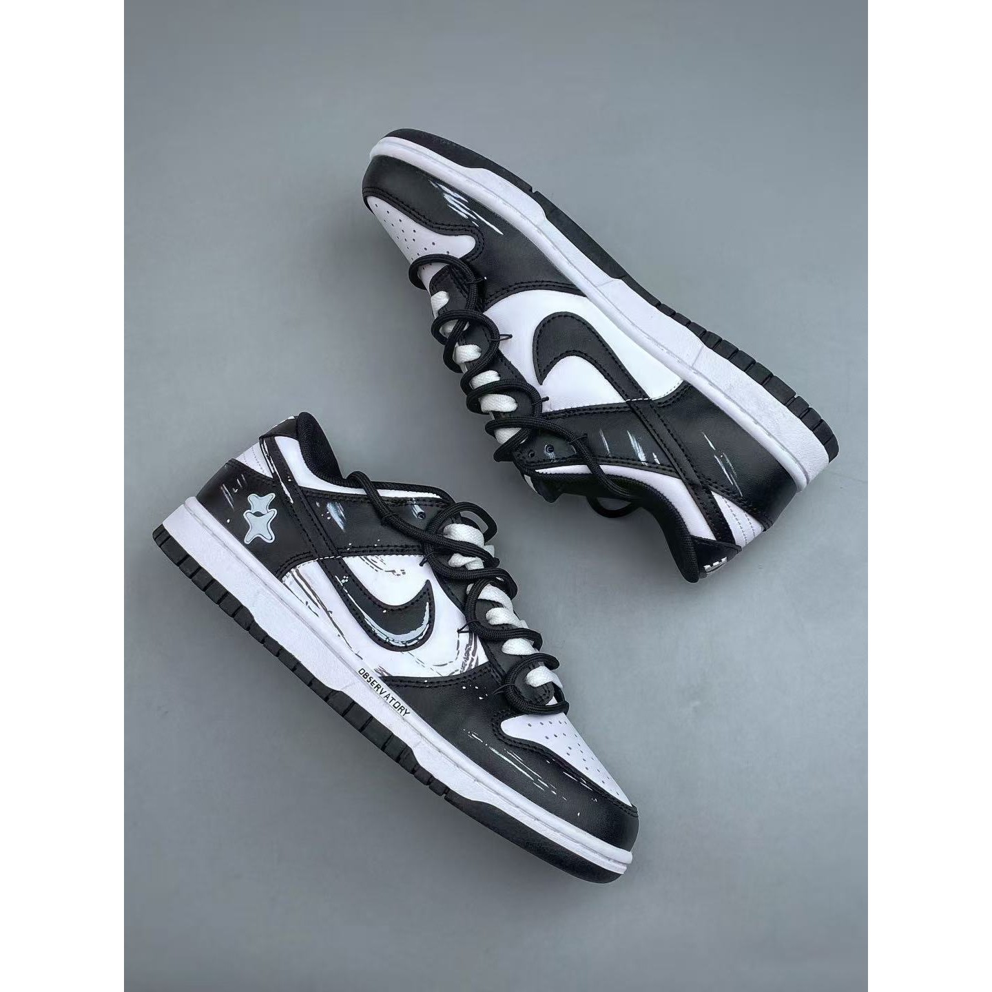 <p>Nike SB Dunk Low&nbsp; 休闲板鞋&nbsp;</p>