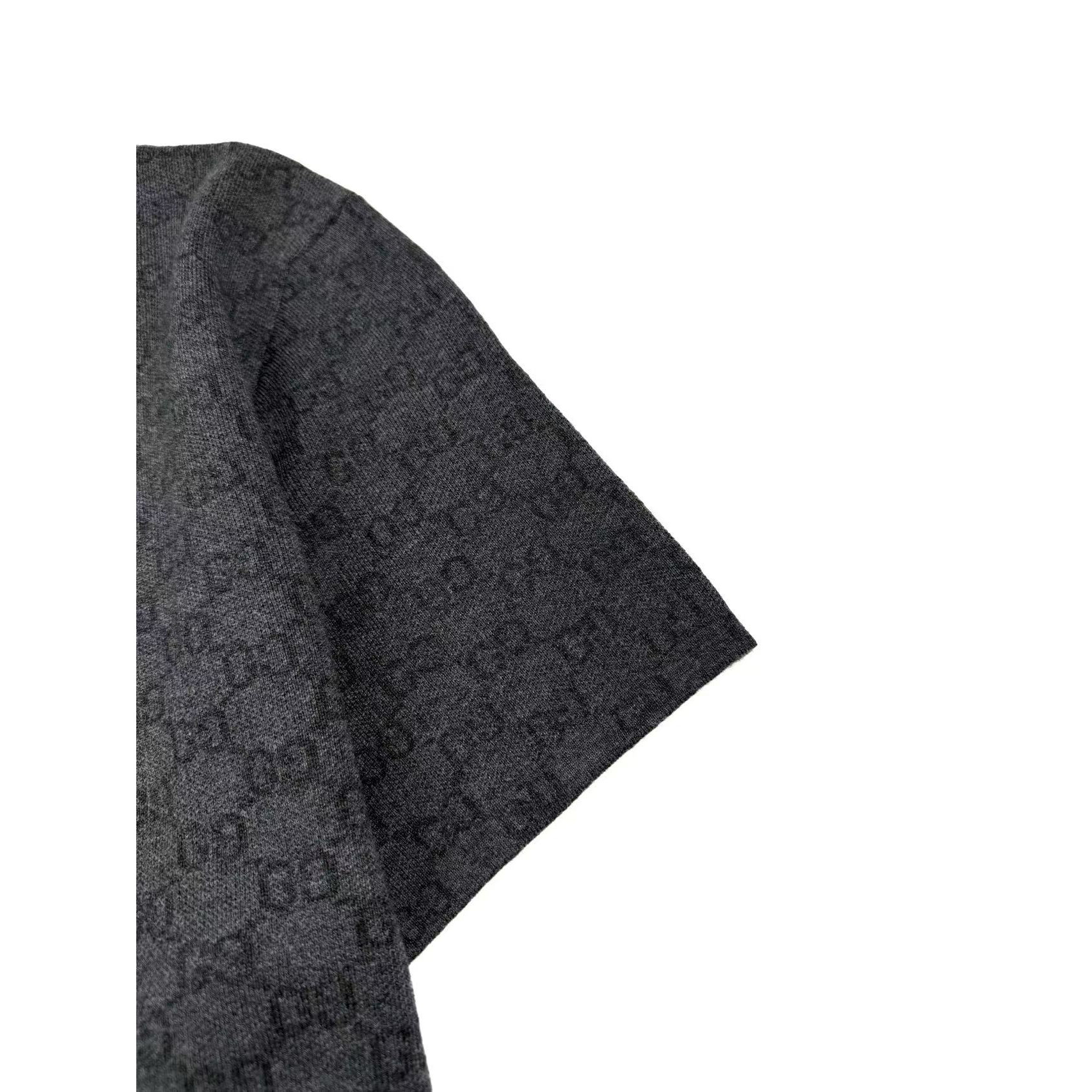 <p>GUCCI 羊毛真丝提花短袖毛衣(783040)</p>