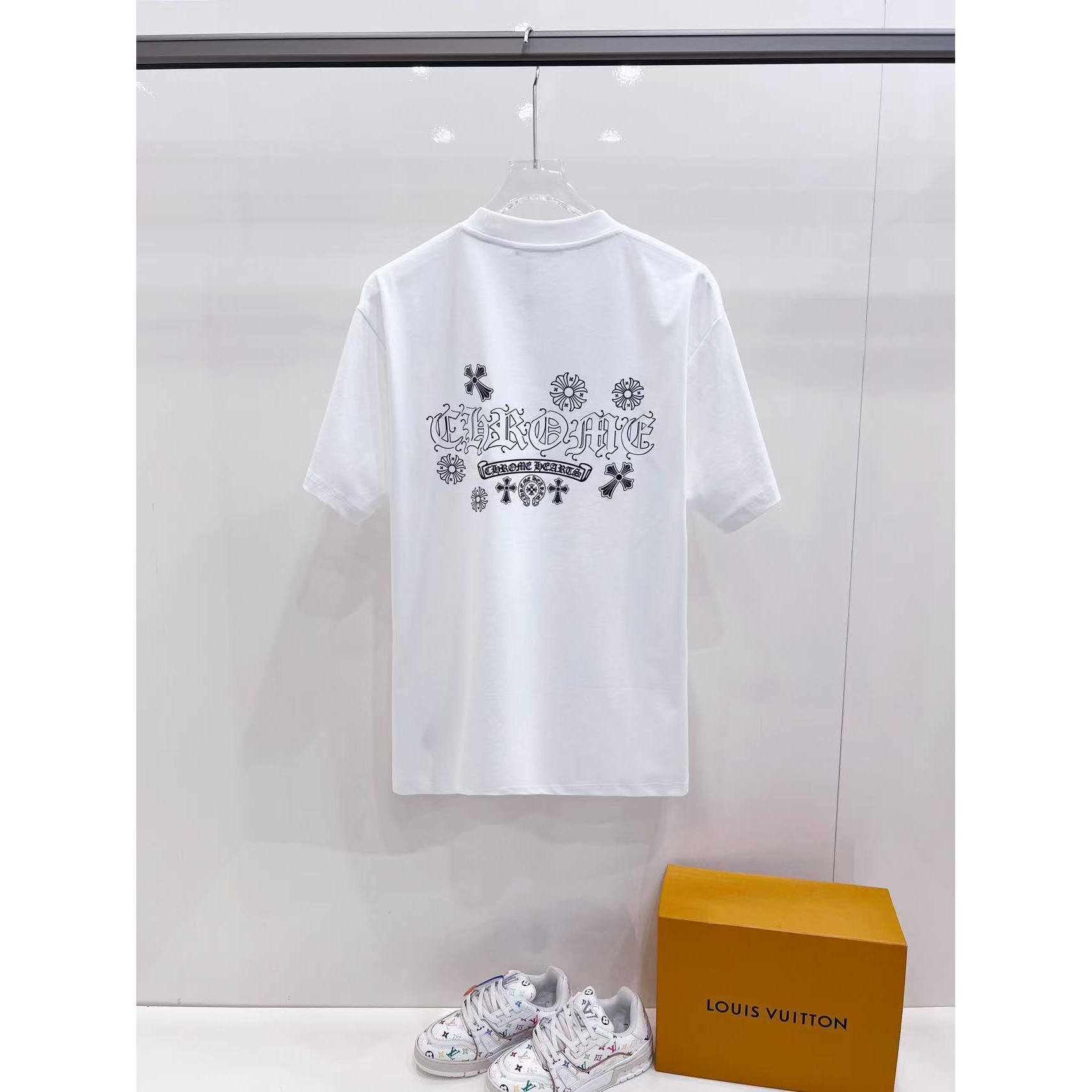 <p>CHROME HEARTS 短袖圆领T恤(白)</p>