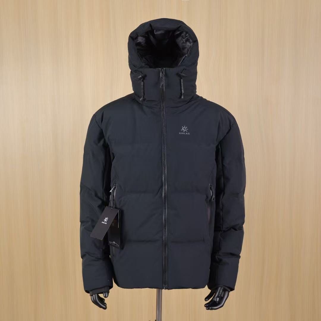<p>KAILAS 达古冬季户外抗寒加厚登山防风服(黑)</p>