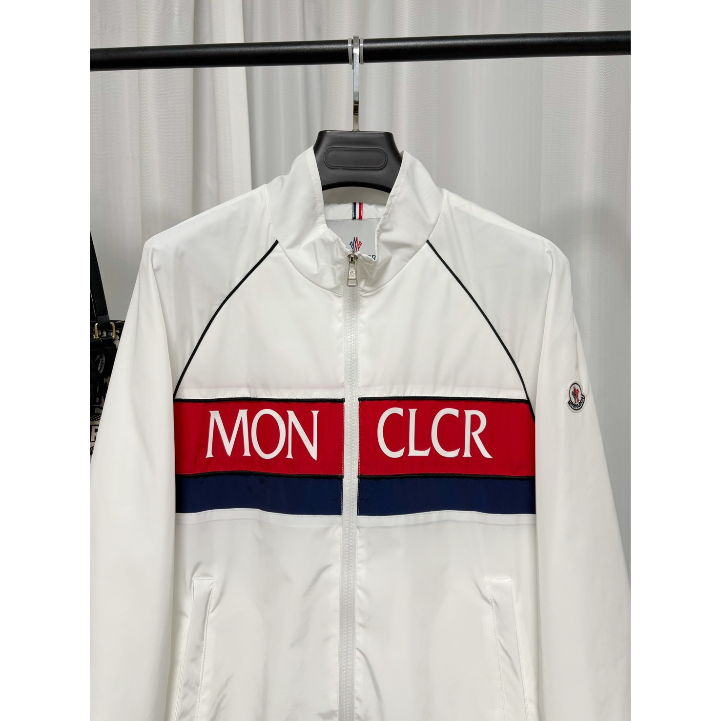 <p>Moncler 夹克外套</p>