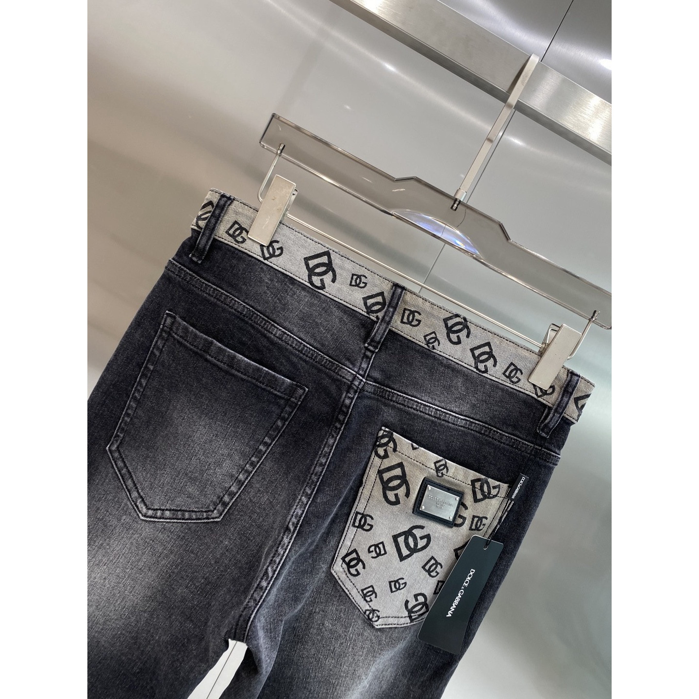 <p>DIOR 休闲牛仔裤</p>
