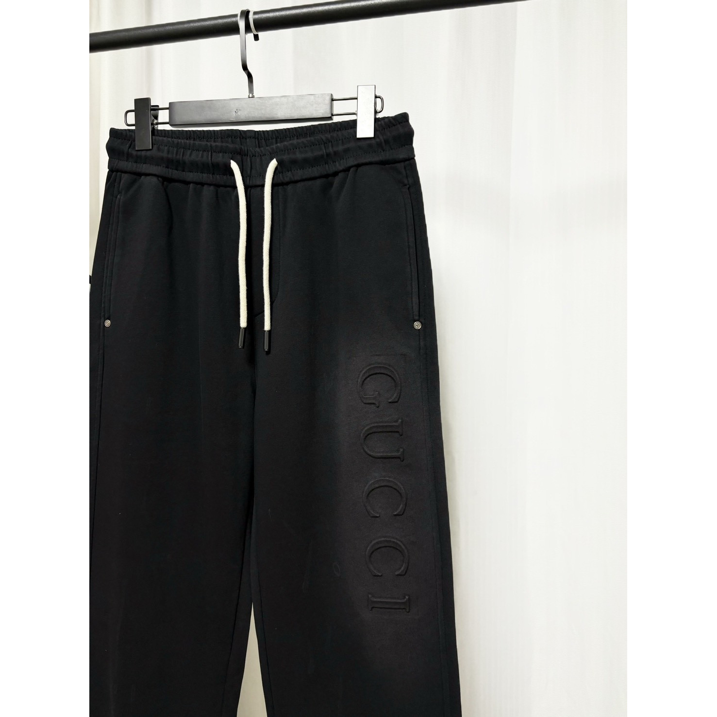 <p>GUCCI 休闲长裤</p>