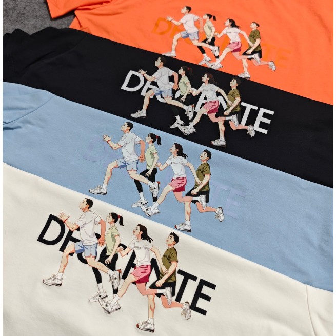 <p>DESCENTE 韓版短袖T恤</p>