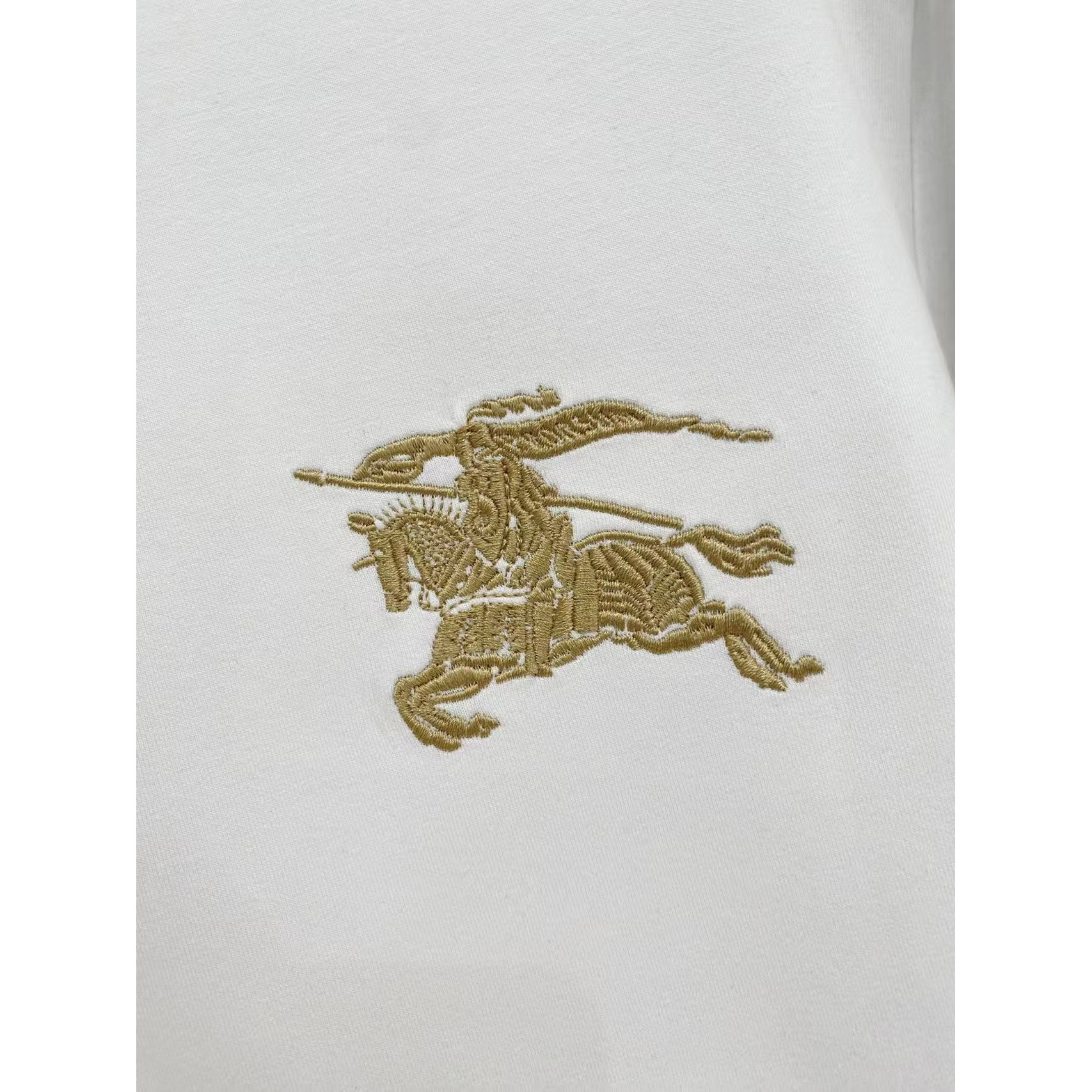 <p>BURBERRY 太空棉卫衣(白)</p>